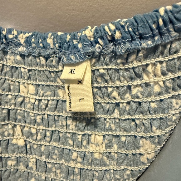 Floral Blue Ruffled Romper - Picture 3 of 3